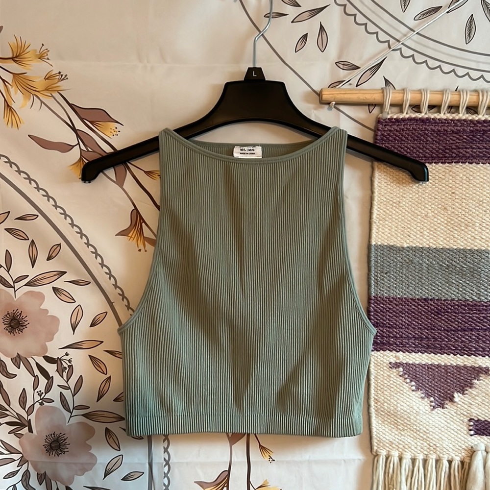 Cotton On ribbed cropped tank top